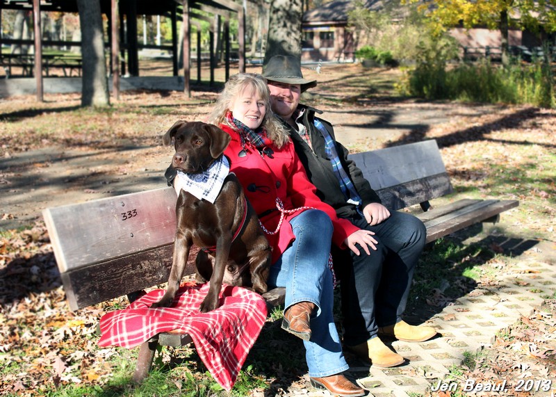 photoshoot with happy client and their furbaby in Mohawk Park